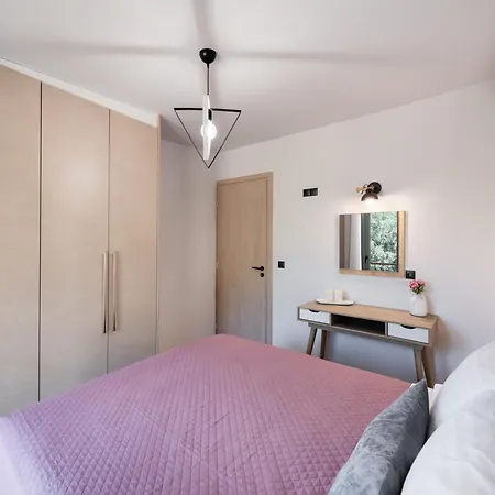 Ninemia Homes 2 By Imagine