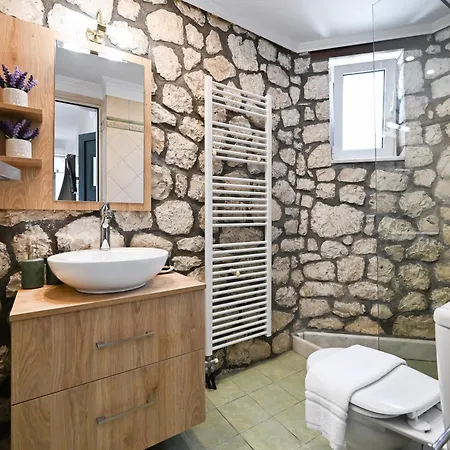 Ninemia Homes 2 By Imagine *